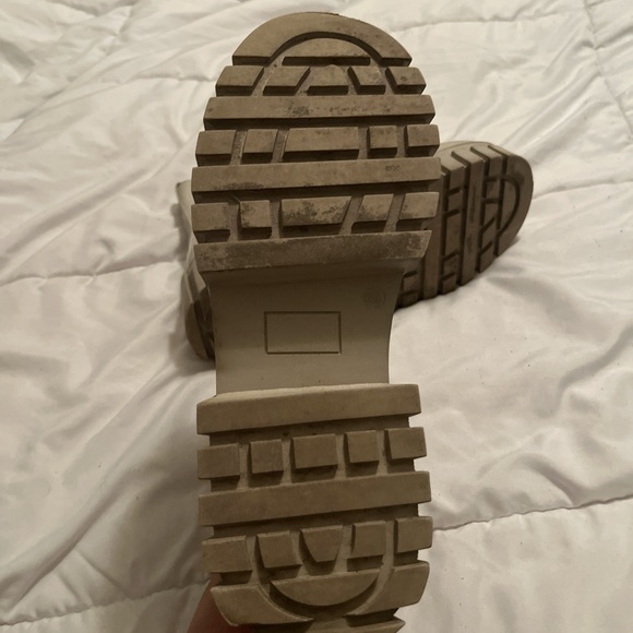 MIA Lug Boot - Picture 3 of 4